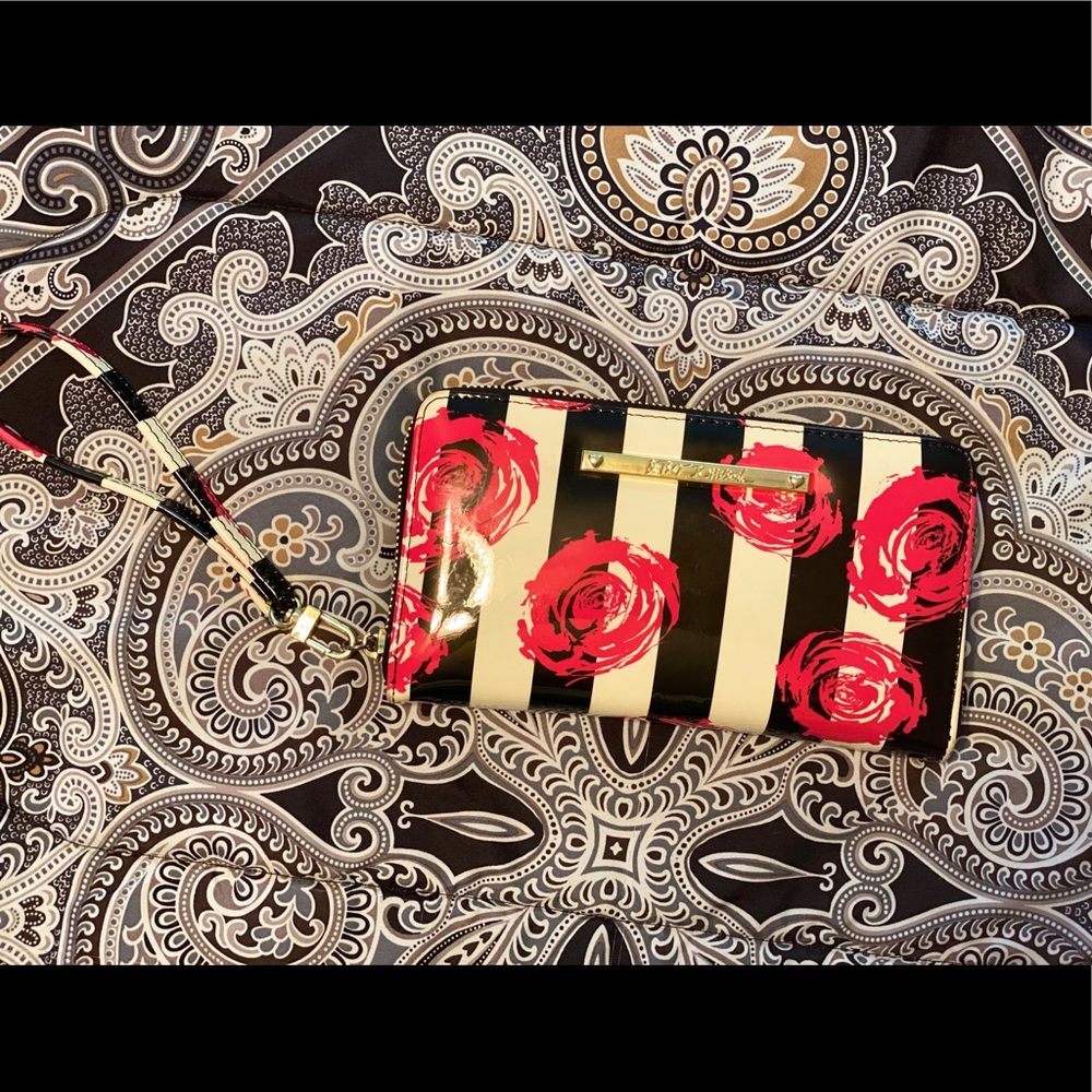 SOLD- BeTsey Johnson wallet